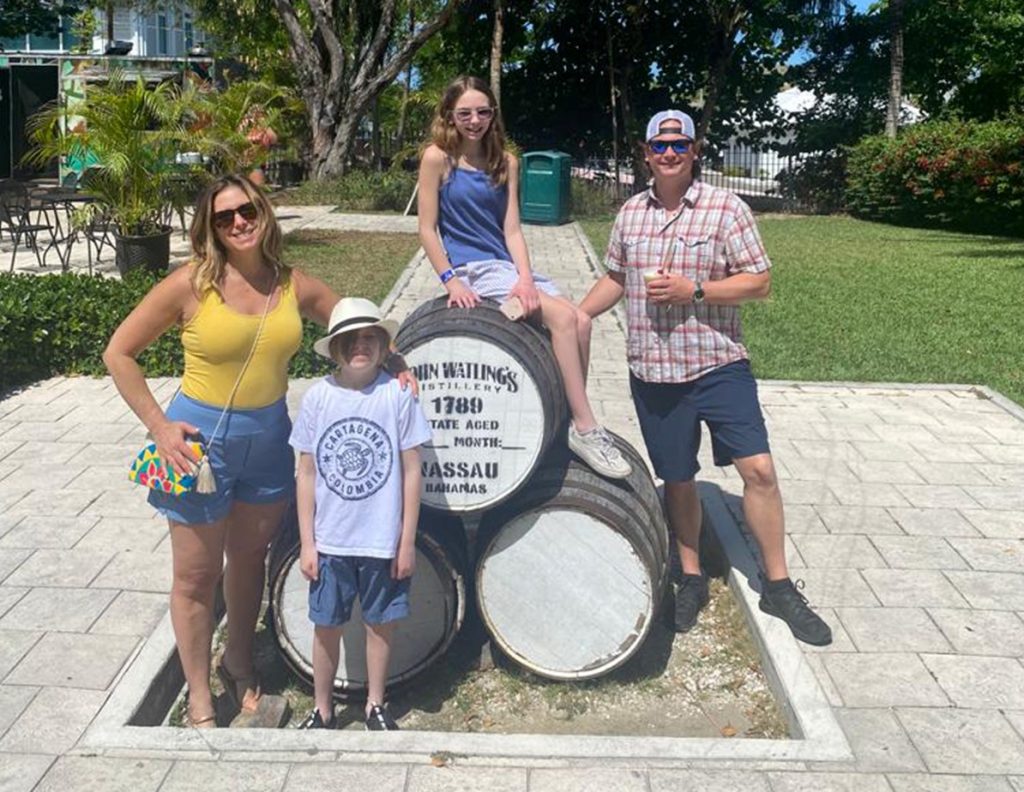 nassau bahamas full day tour packages island beach food private group family tour