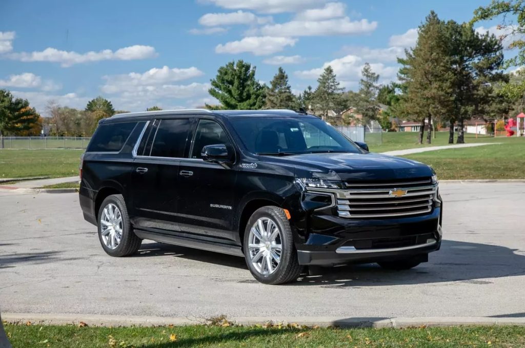 Chevrolet Suburban SUV car booking for transportation tours tarnsfers services in nassau the bahamas private transport and tours company