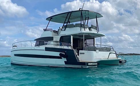 4 charter boats booking nassau harbor boat tours and Rose Island Tours also fishing trips in bahamas