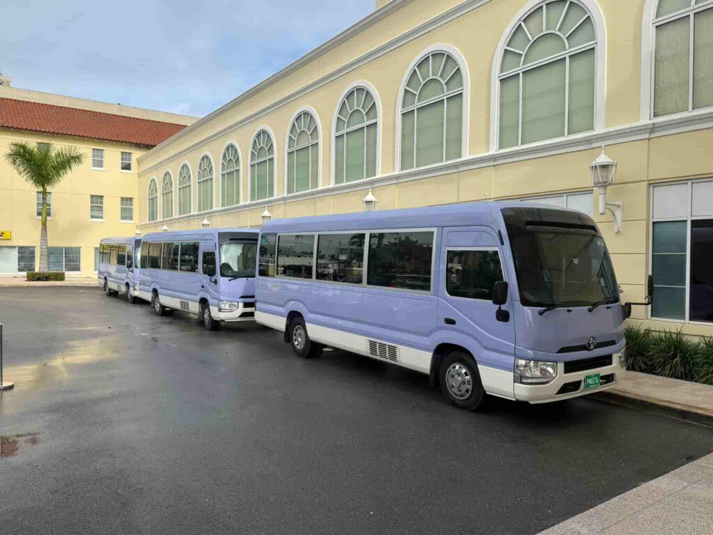 Nassau Airport Group Transportation Comfortable Transfers from Lynden Pindling International Airport