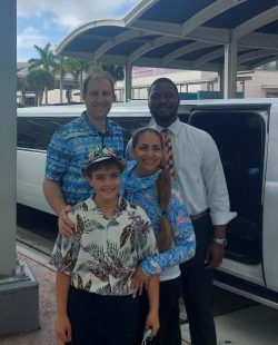 Bahamas Private Transport & Tours bahamian local guide touring the vip guests in nassau